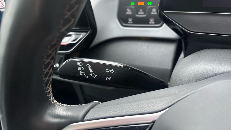 Volkswagen ID.3 150kW Family Pro Performance 58kWh 5dr Auto Electric Hatchback